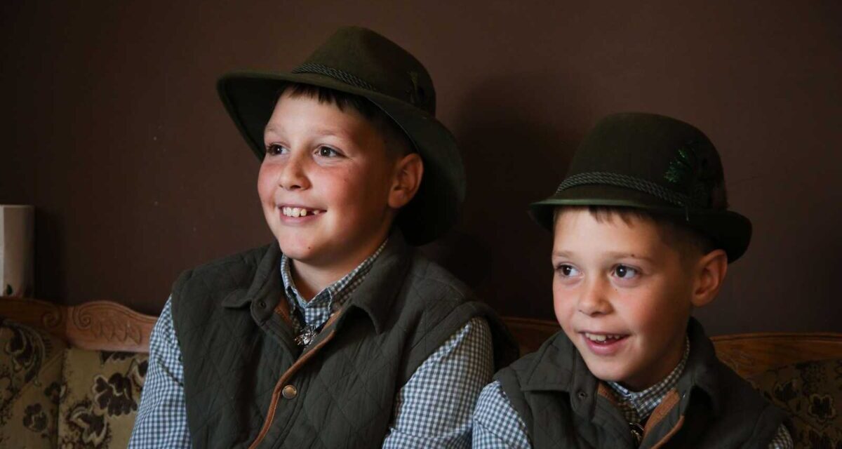Here are the two small farmers from Székely, who use their pocket money to buy animals and grain