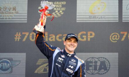 World Touring Car Series - Norbert Michelisz zdobywa mistrzostwo