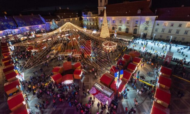 Najtańszy jarmark bożonarodzeniowy w Europie błyszczy w Transylwanii