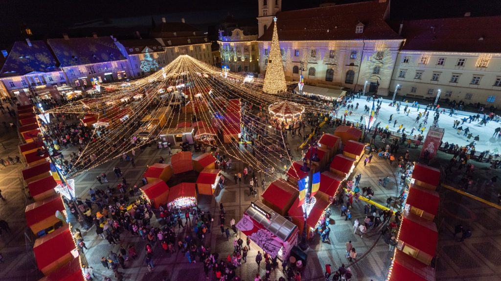 Il mercatino di Natale più economico d&#39;Europa brilla in Transilvania