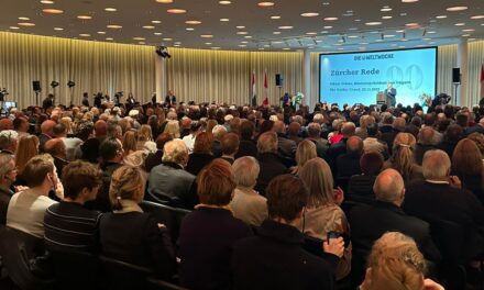A full house welcomed Viktor Orbán in Zurich