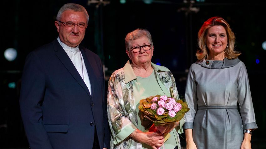 Ein Kinderarzt erhielt die Rose der Heiligen Elisabeth