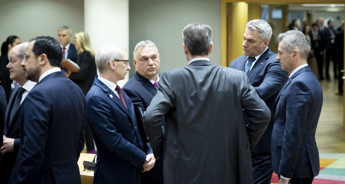 Ukraine beginnt EU-Beitrittsverhandlungen, Ungarn beteiligte sich nicht an der Entscheidung (VIDEO)