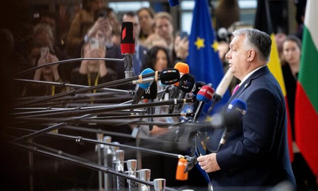 Viktor Orbán: Bruxelles non chiede compromessi, preferisce il ricatto