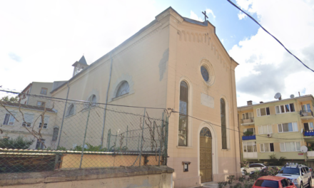 Zamaskowani bandyci zabici w kościele katolickim w Stambule (WIDEO)