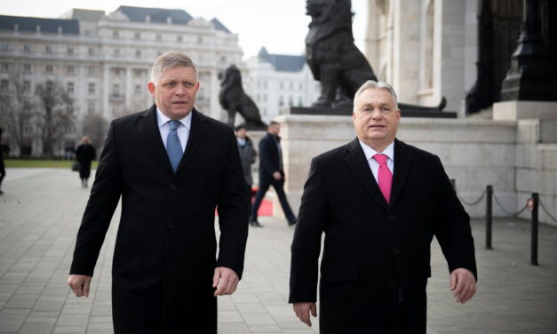 Robert Fico: Szlovákia soha nem fogja hagyni, hogy Magyarország jogait korlátozzák az EU-ban