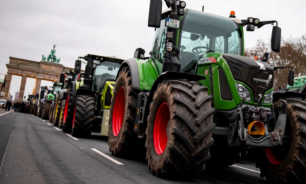 Traktordübörgés tépheti szét a német kormányzó koalíciót (VIDEÓVAL)