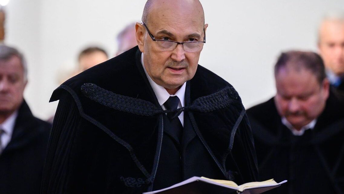 „Niech tak będzie” – biskup reformowany József Steinbach również wspiera Zoltána Baloga w jego decyzjach