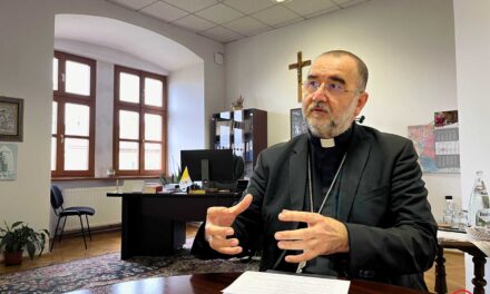 Archdiocese of Gyulafehérvár: We didn&#39;t even know they started working on it, we were shocked when it collapsed