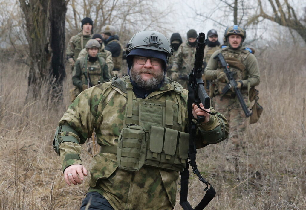 addestramento-all&#39;arruolamento-di-guerra-russo-ucraino in-ucraina