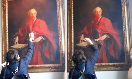 Propalestyński „aktywista” przeciął skalpelem dzieło węgierskiego malarza (wideo)
