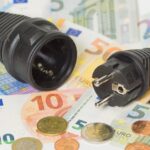 Uniós statisztika: A magyar lakosoknak kell a legkevesebbet fizetni az áramért