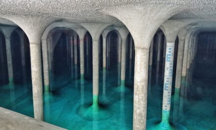 Der „Wassertempel“ auf dem Gellértberg bietet einen atemberaubenden Anblick