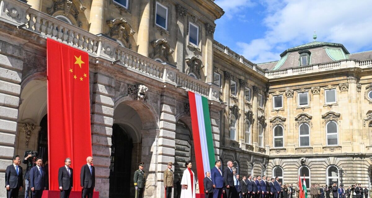 Chińska głowa państwa cytuje węgierskie przysłowie i lubi węgierską kuchnię