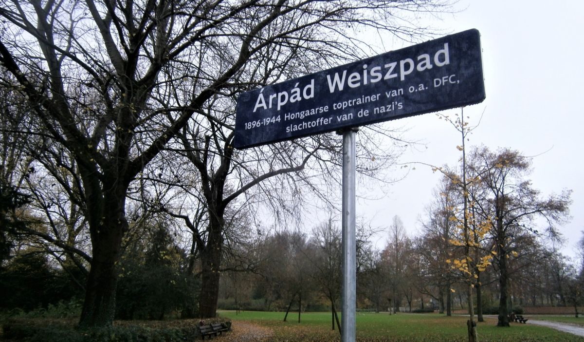 Weisz-Árpád-út