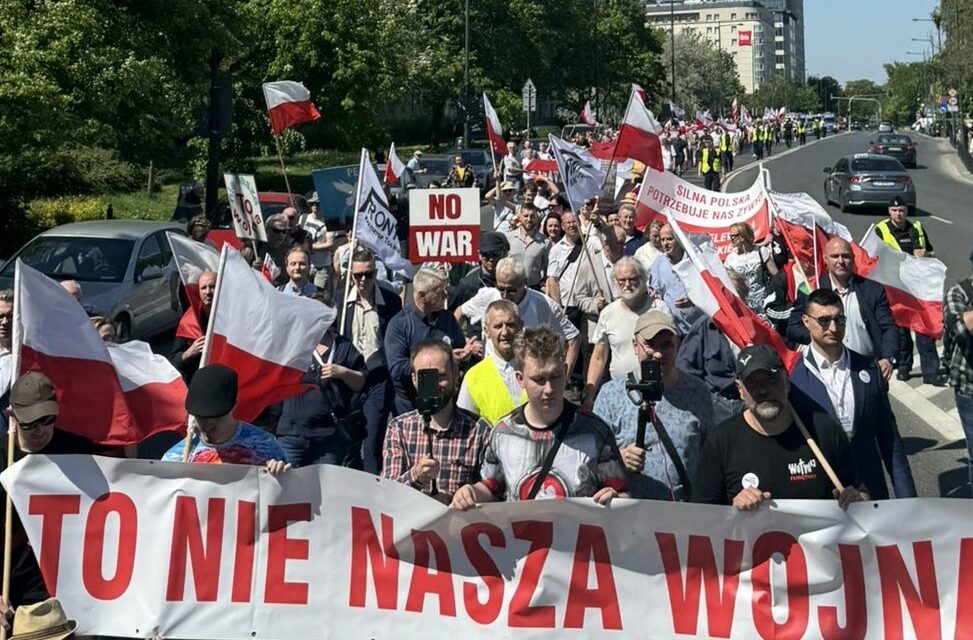 The Warsaw peace march has started - WITH VIDEO