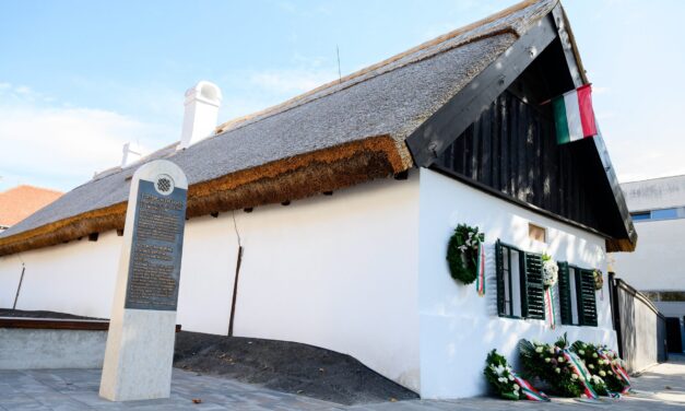 Das Petőfi-Waisenhaus und Gedenkmuseum in Kiskőrös gewann die Auszeichnung „Gedenkstätte des Jahres“.
