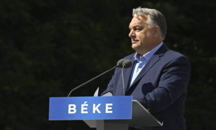 Facebook slammed Orbán&#39;s anti-war speech