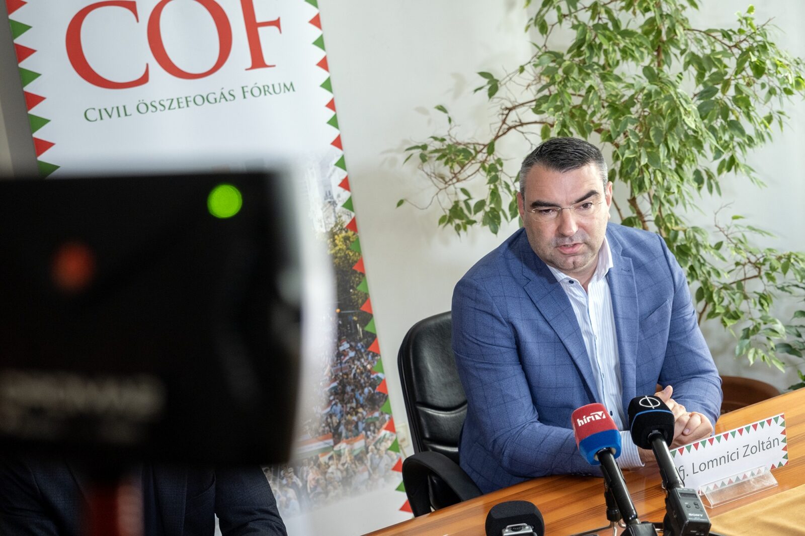 cöf sajtótájékoztató 20260606 01 Lomnici Zoltán