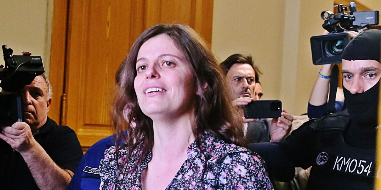 Ilaria Salis célkeresztjében: Magyarország
