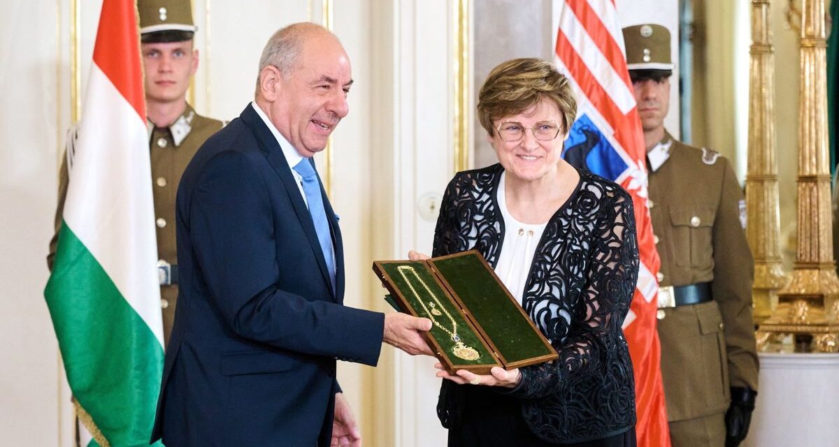 Katalin Karikó and Ferenc Krausz received Corvin chains