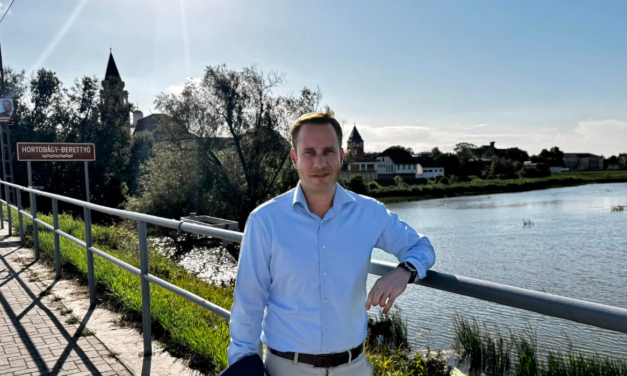 Csaba Dömötör takes over the mandate of Balázs Győrffy in the European Parliament