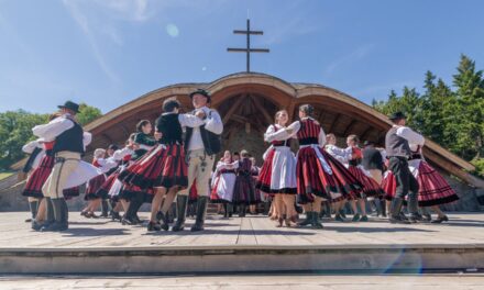 Day of a Thousand Székely Girls - for strengthening the Székely and Hungarian identity