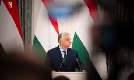 Egyenesen retteg a háborúpárti Brüsszel Orbán békemissziójától