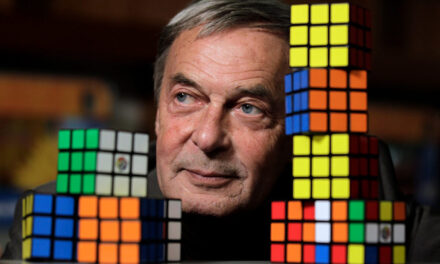 Isten éltesse a 80 esztendős Rubik Ernőt!