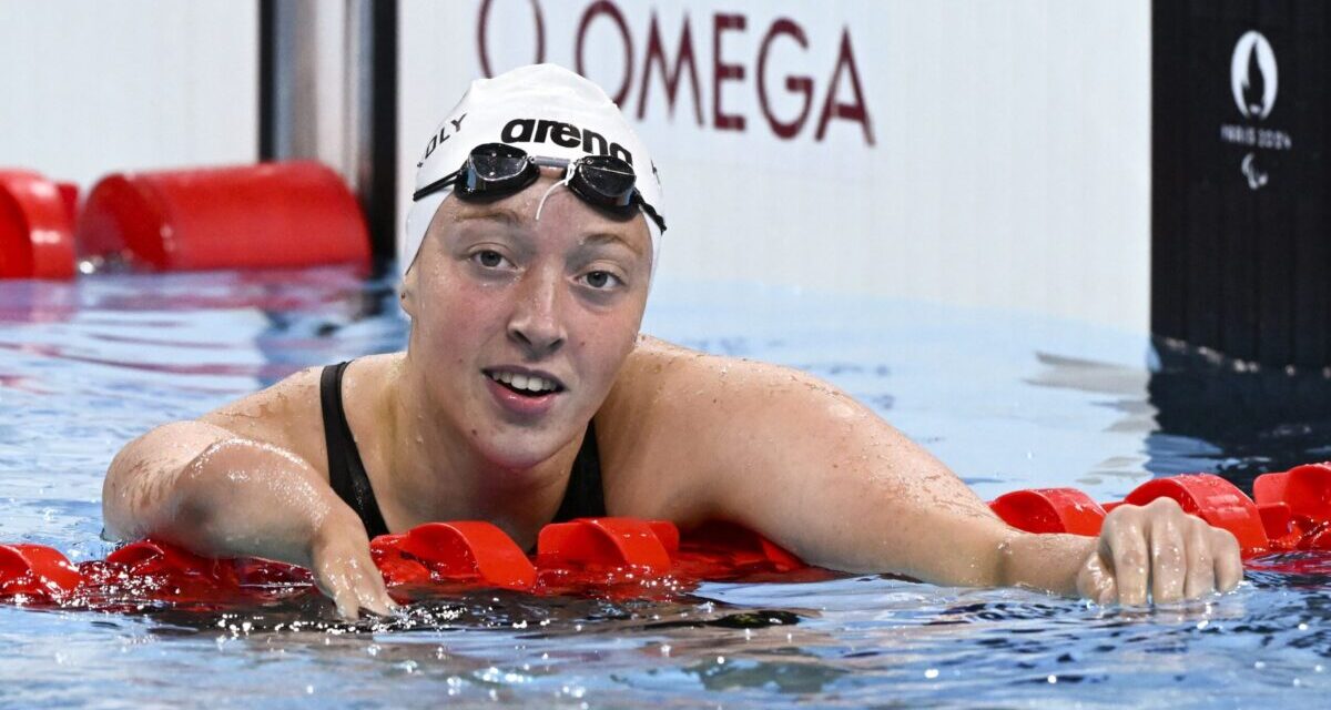 Zsófia Konkoly is a gold medalist in the 400-meter freestyle!