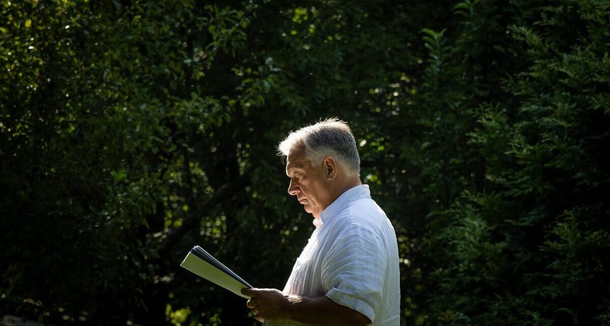 Viktor Orbán gives a speech on the national holiday in Budapest