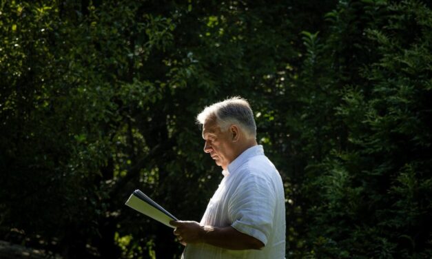 Viktor Orbán gives a speech on the national holiday in Budapest