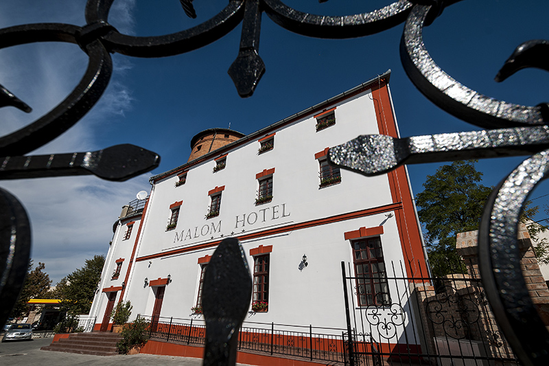 Die größte Windmühle Mitteleuropas wurde als Hotel wiedergeboren