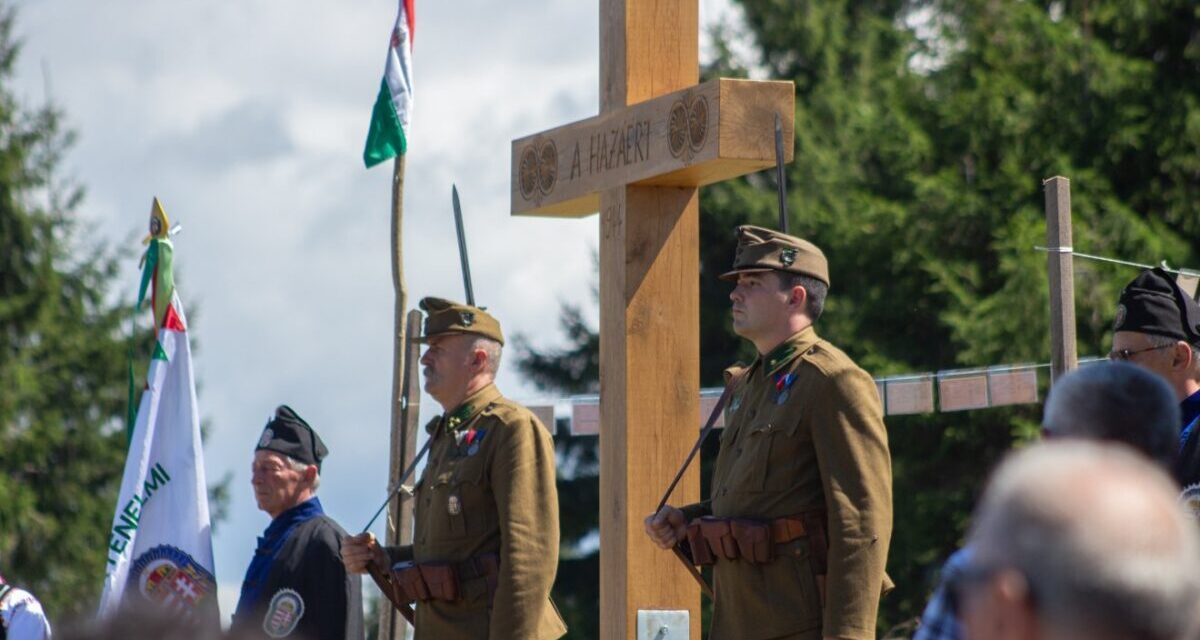 A cross reminds us of the fallen Hungarian heroes in the Csíki mountains - WITH VIDEO