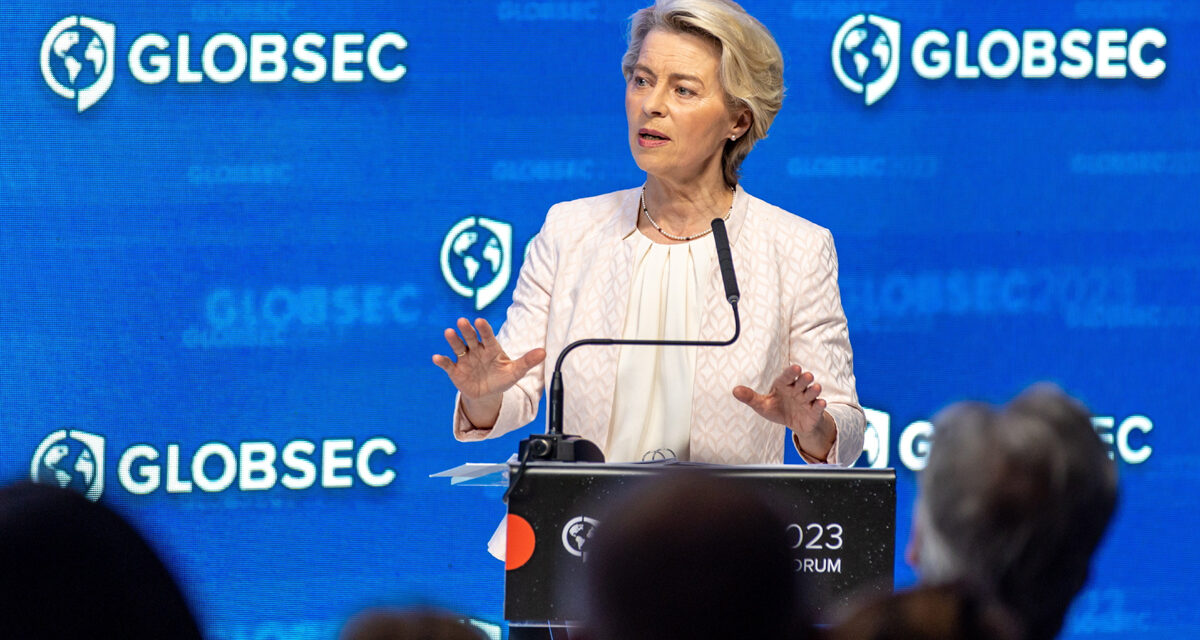 L’Ucraina non è la nostra guerra anche se von der Leyen interviene