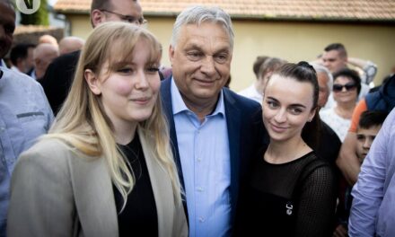 Viktor Orbán è di gran lunga il politico più popolare tra i giovani