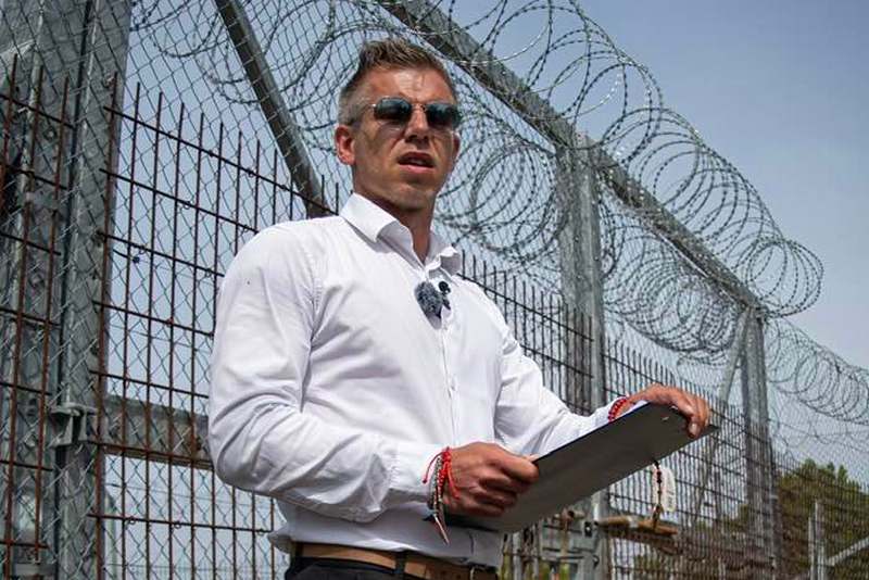 Péter Magyar would let the migrants in, or not, but Orbán would pay