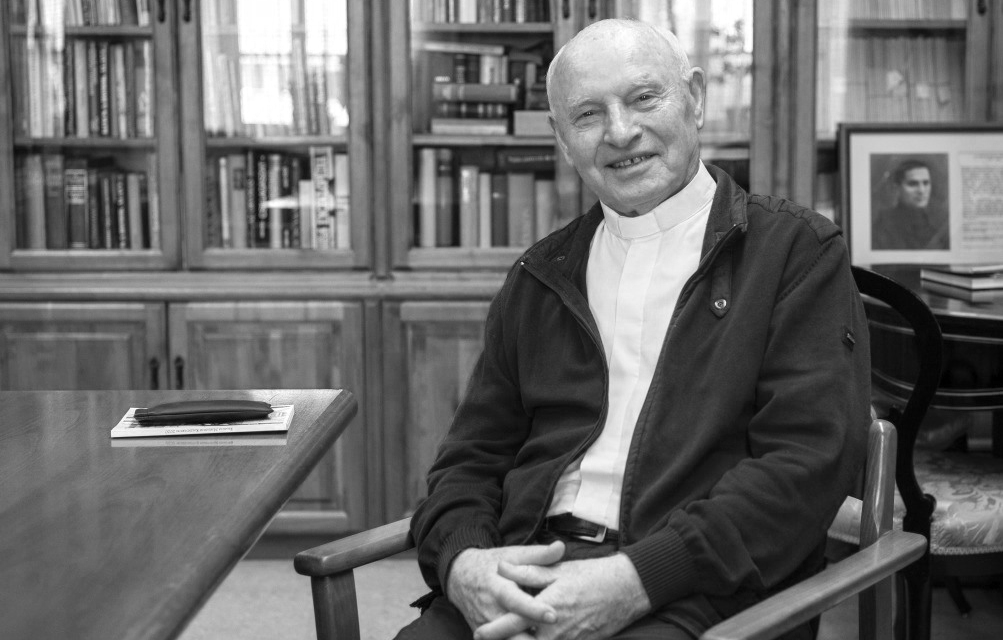 Father Imre Kozma passed away