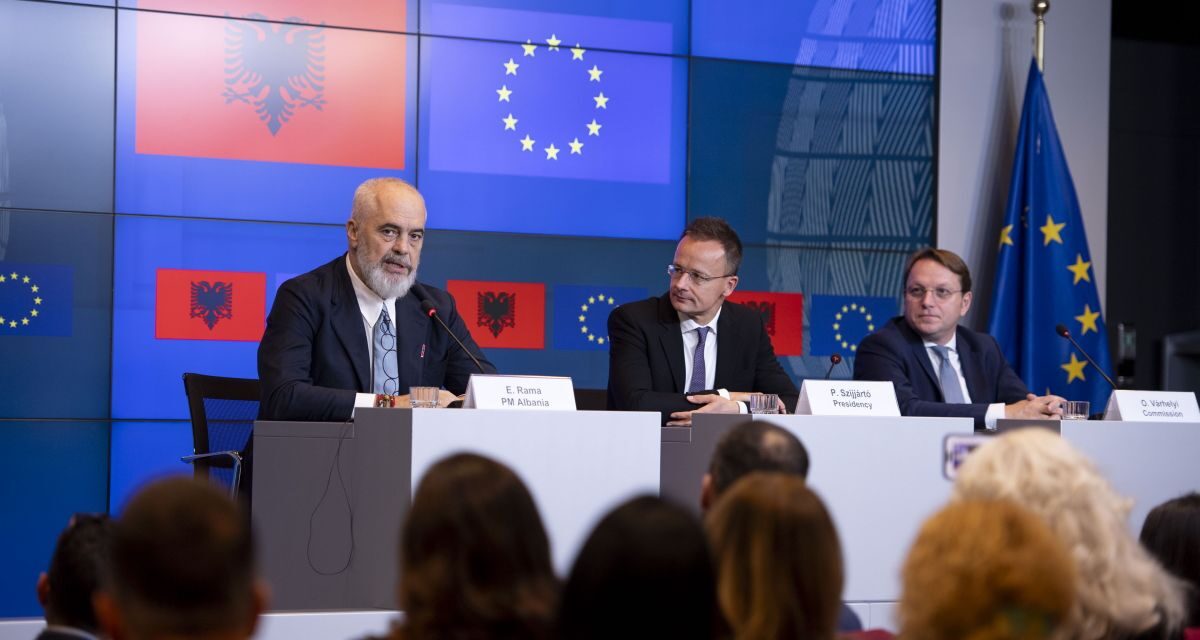 L’apertura dei negoziati di adesione all’UE con l’Albania è il più grande successo ottenuto finora dalla presidenza ungherese dell’UE