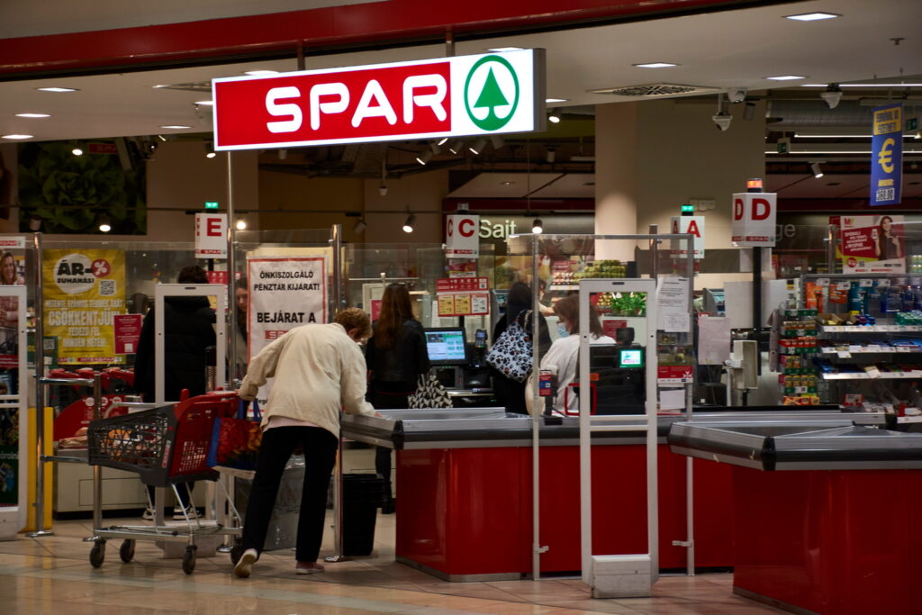 spar-üzletlánc-bolt