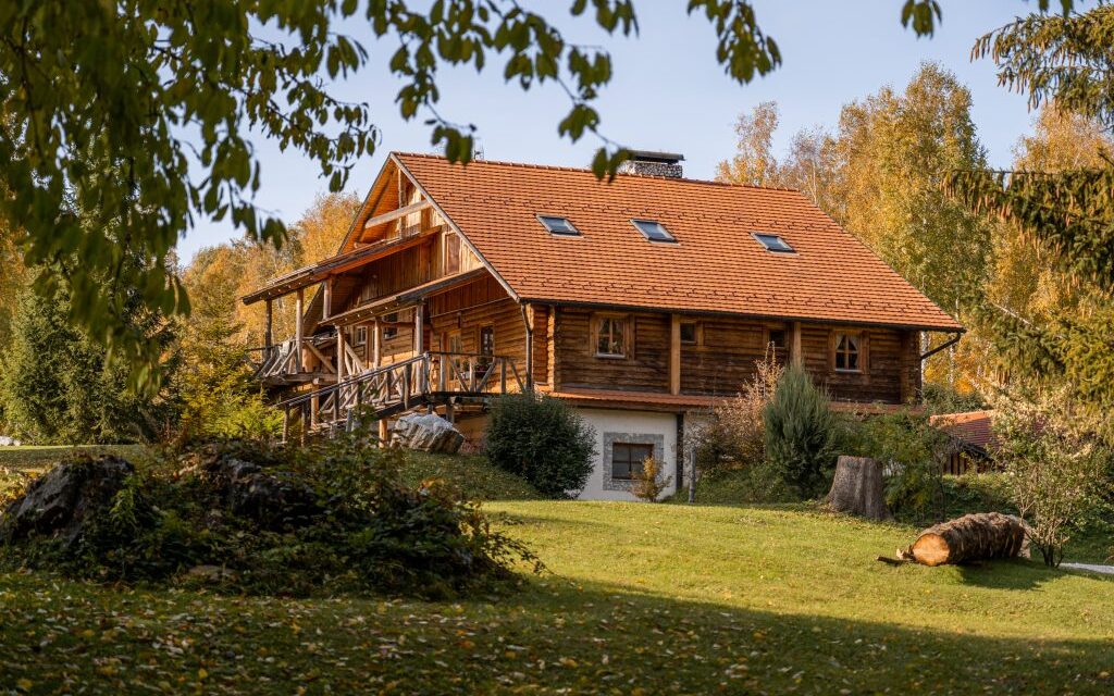 Hier sind der Aussichtspunkt des Jahres und das Touristenhaus des Jahres