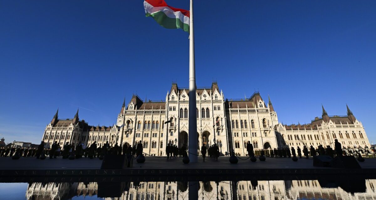 Viktor Orbán: Erinnern wir uns an die Helden!