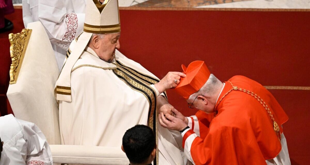 Papst Franziskus erhob 21 Kirchenführer in den Rang eines Kardinals