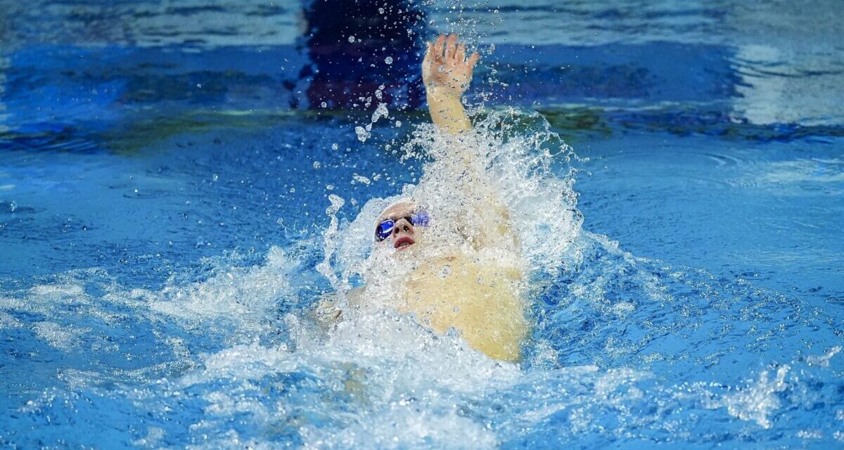 Hubert Kós è medaglia d&#39;oro nei 200 metri dorso!