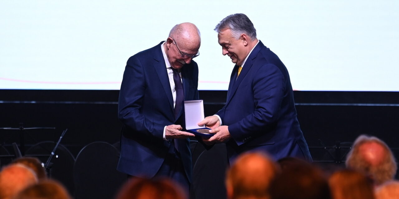 This year, János Martonyi received the Award for Civic Hungary from Viktor Orbán