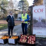 Ha donato più di venti tonnellate di frutta alle organizzazioni per la protezione dell&#39;infanzia CÖF-CÖKA (con video)