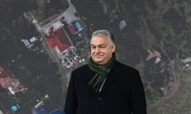 Orbán Viktor: vállaljuk, hogy 2025-ben fantasztikus éve lesz a magyar gazdaságnak