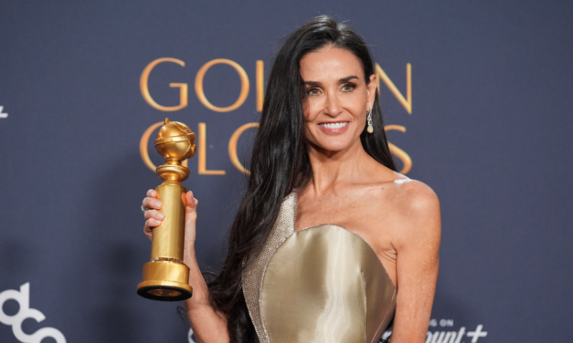 Demi Moore ha vinto un Golden Globe all&#39;età di sessantadue anni