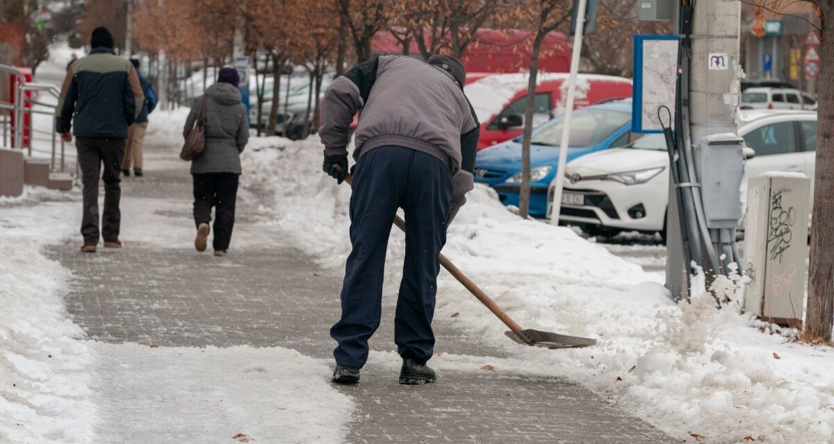 Jár a kártérítés annak, aki elesik a csúszós úton