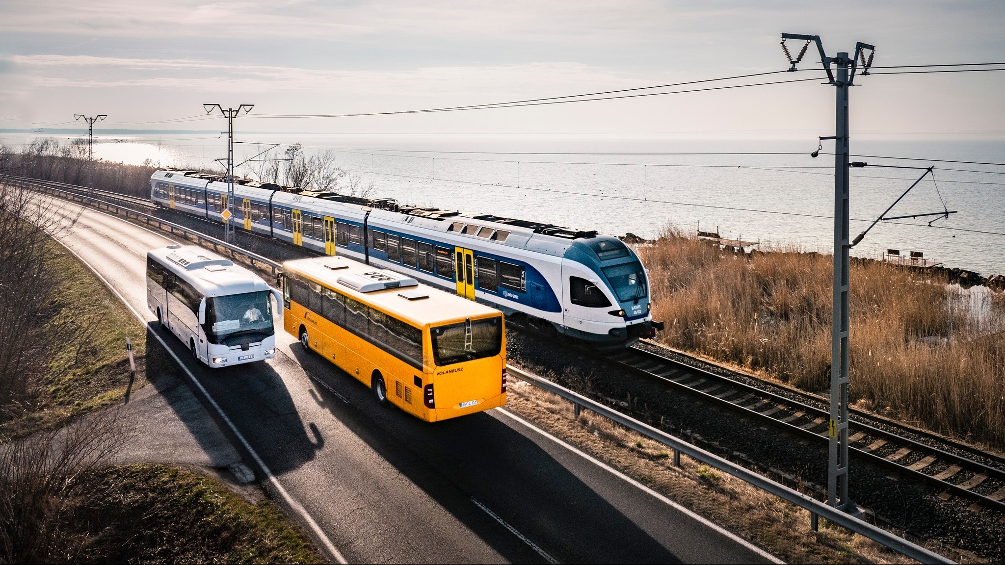 MÁV - START Zrt., vonat, busz